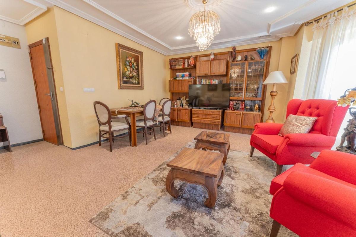 Sale of apartment in Piso en Pont Nou-Corazón de Jesús, Elche / Elx, Elche / Elx
photo 2