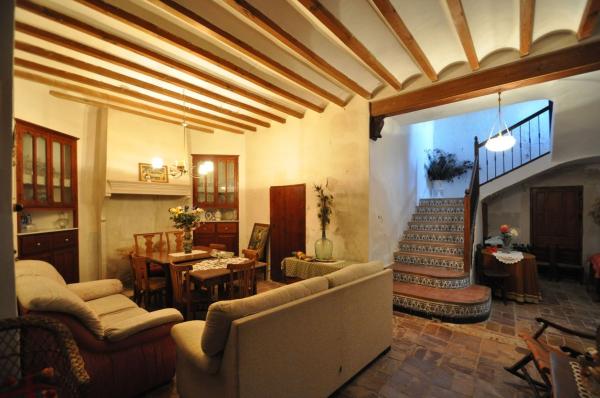 Chalet wolnostojący na sprzedaż w Casa o chalet en Pinoso, Pinoso thumbnail 2