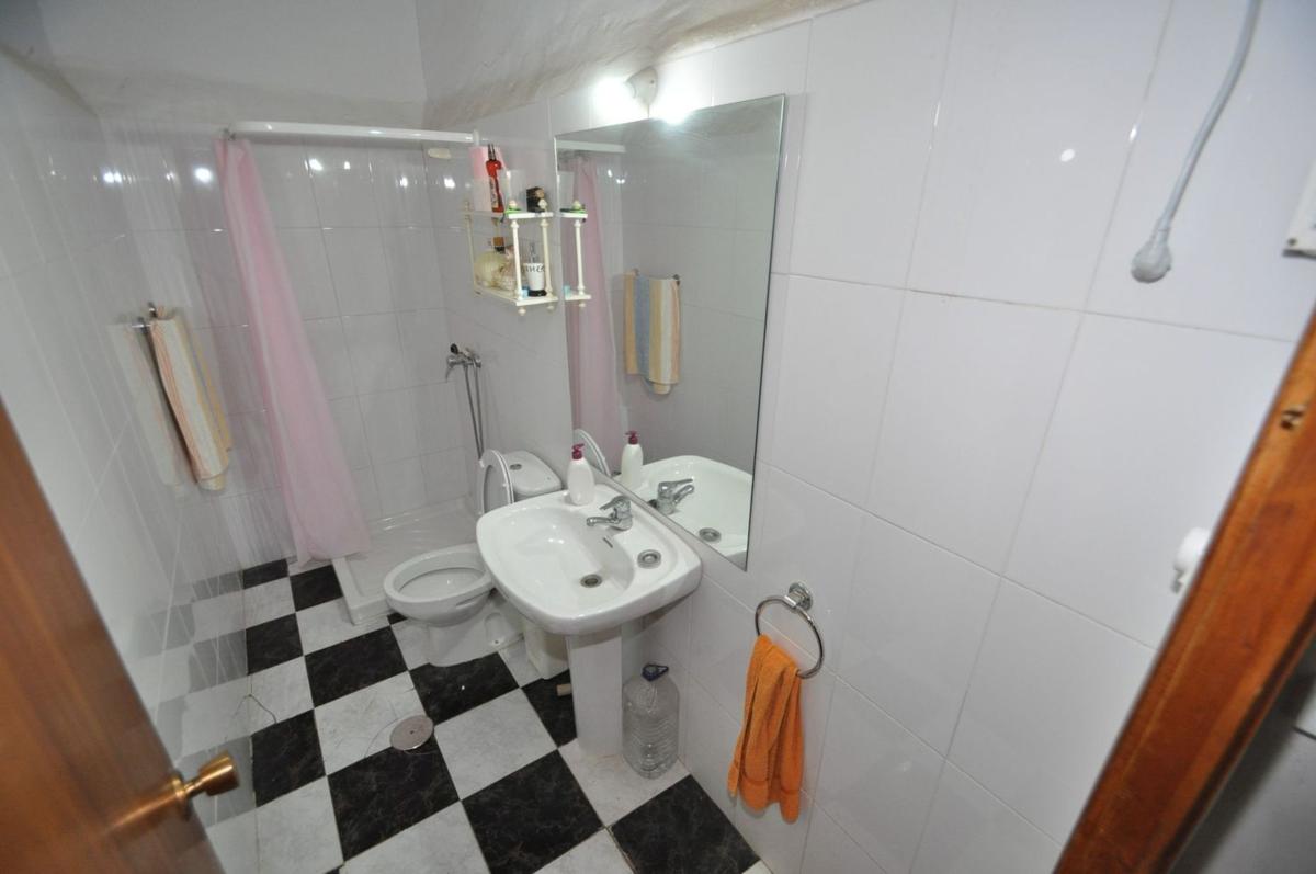 Продажа отдельного шале в  Casa o chalet en Pinoso, Пиносo photo 5