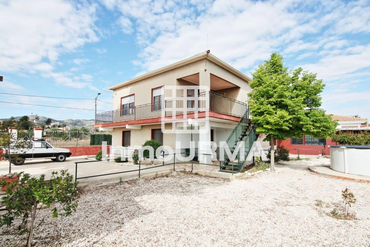 Properties for sale and rent in Spain photo 1