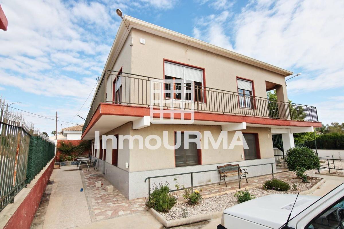 Properties for sale and rent in Spain photo 3