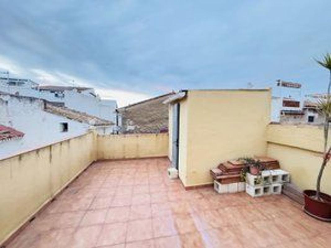 Недвижимость на продажу и в аренду в Испании photo 5