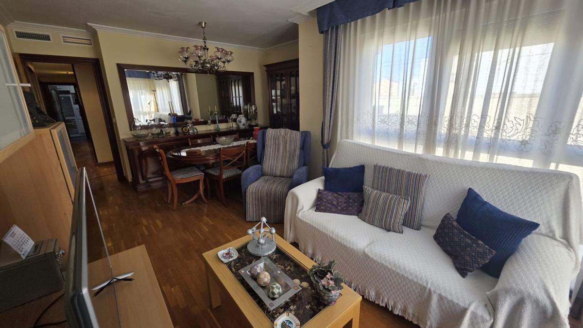 Продажа квартиры на Piso en Calle Poeta Zorrilla, Carolinas Bajas, Alicante / Alacant, Аликанте / Алакант
photo 5