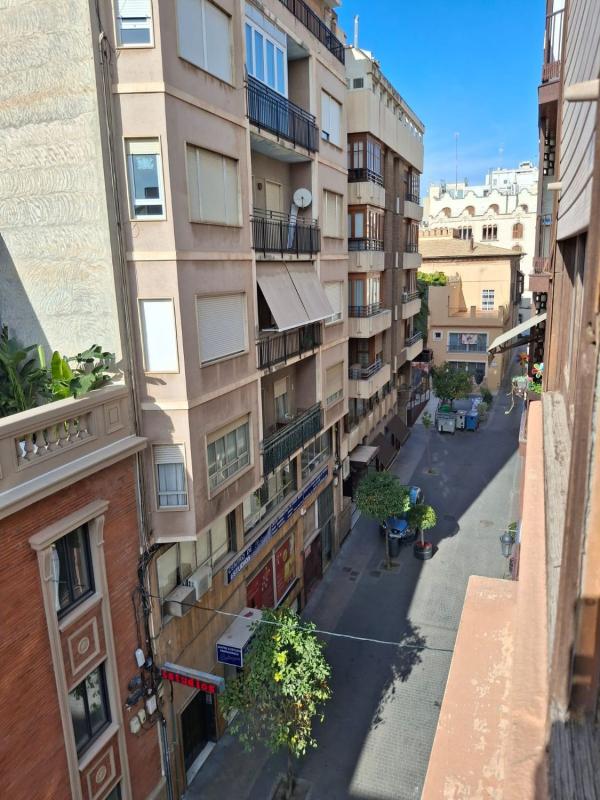 Sprzedaż mieszkania w Piso en Calle Ample, Centro, Elche / Elx, Elche / Elx
photo 2