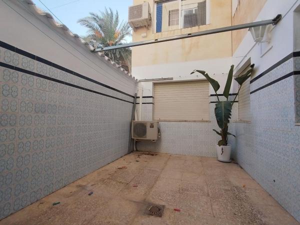 Sale of flat in Piso en Campoamor, Alicante / Alacant, Alicante
photo 1