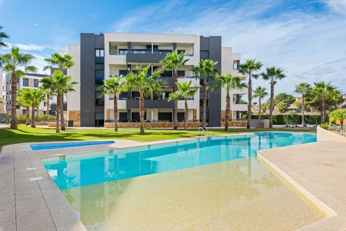Продажа квартиры на Piso en Zona Lago - Los Almendros, Orihuela, Ориуэла
photo 1