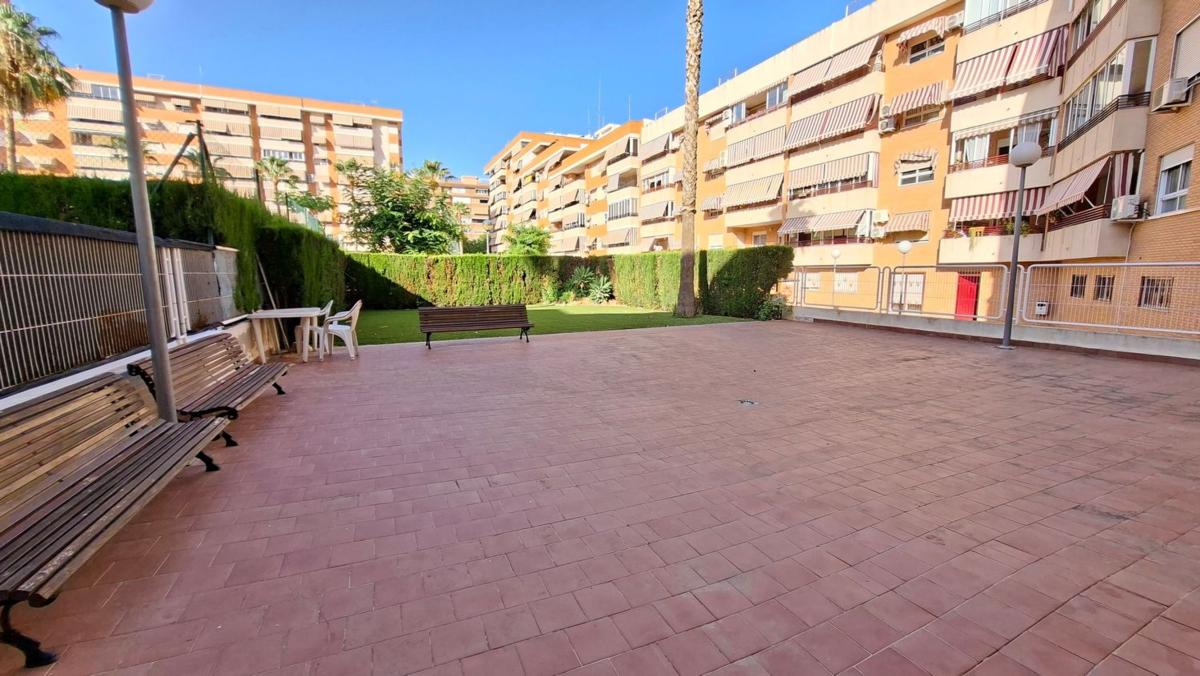 Продажа квартиры на Piso en Calle la Huerta, Sol y Luz, San Vicente del Raspeig, Сан-Висенте-дель-Распейг
photo 1