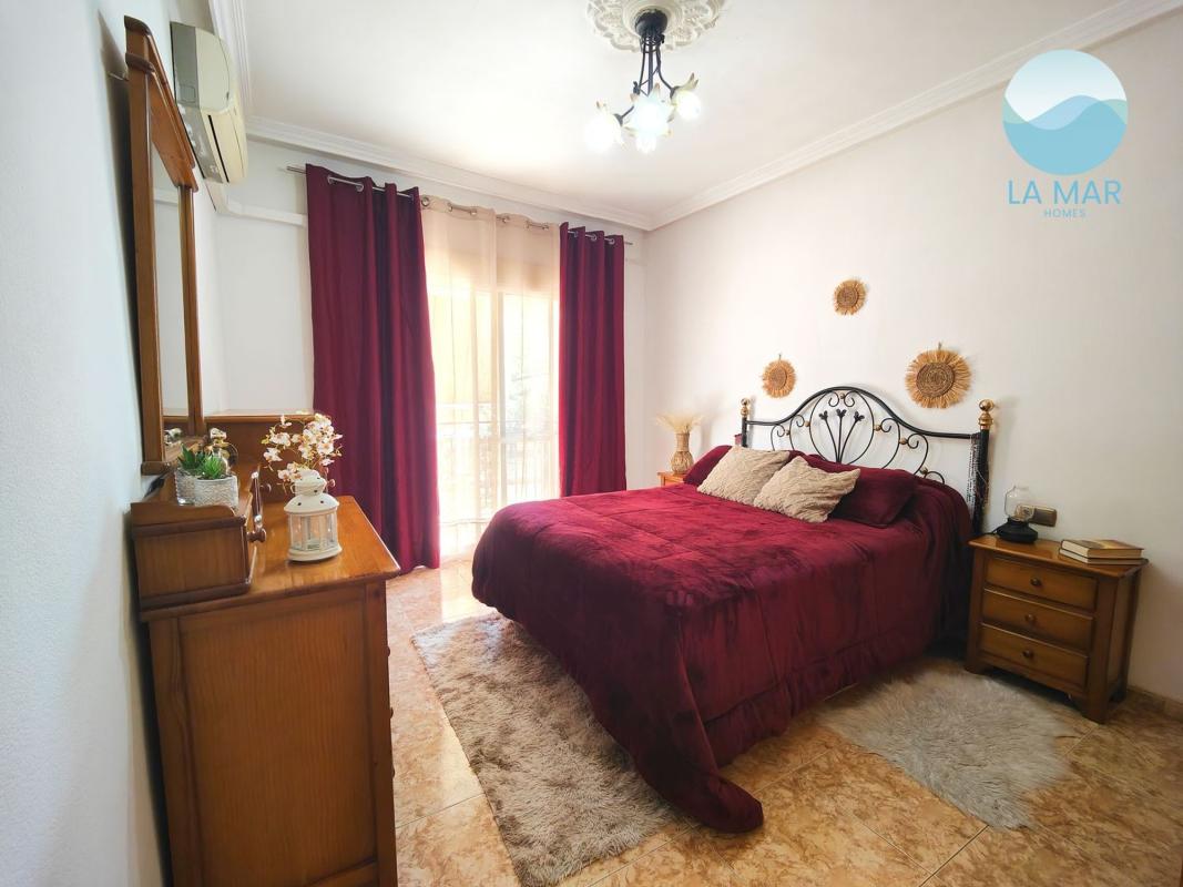 Properties for sale and rent in Spain photo 4