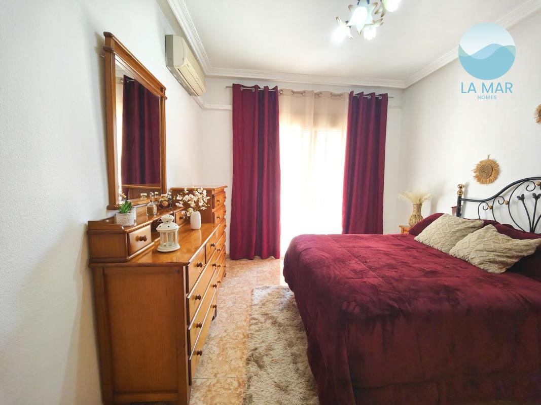Properties for sale and rent in Spain photo 5