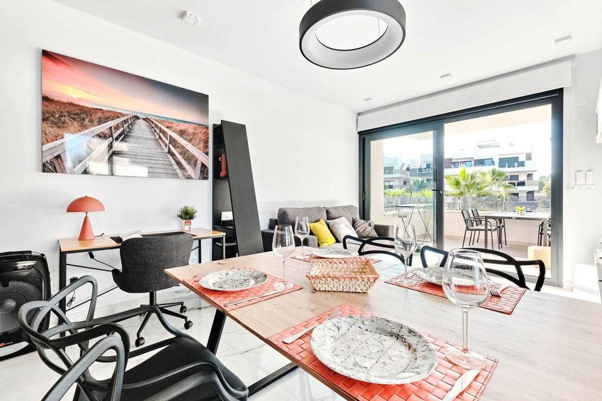 Продажа квартиры на Piso en Calle Lagos de Covadonga, 5, Zona Lago - Los Almendros, Orihuela, Ориуэла
photo 4