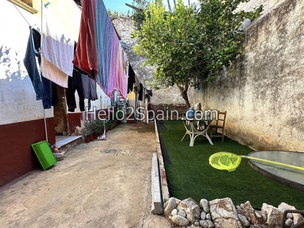 Chalet adosado en Calle Cavallers, Centro, Pedreguer thumbnail 2