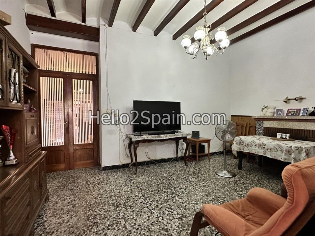 Недвижимость на продажу и в аренду в Испании photo 5