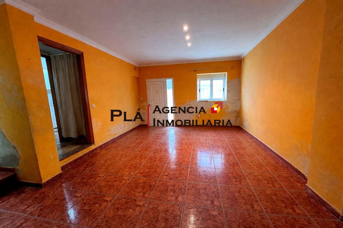 Недвижимость на продажу и в аренду в Испании photo 3