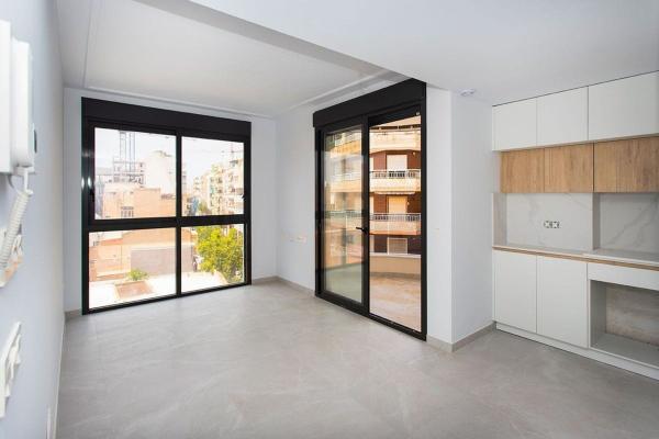 Продажа квартиры на Piso en Puerto Deportivo, Torrevieja, Торревьеха
 photo 4