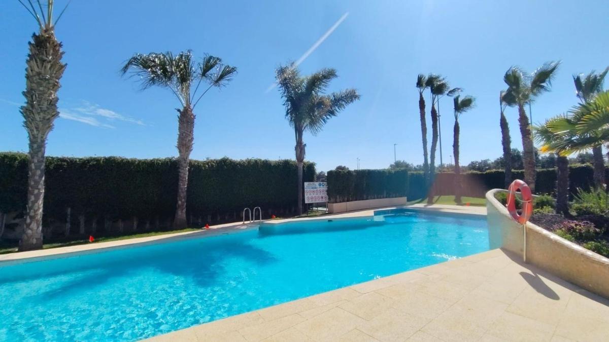 Продажа квартиры на Piso en Vial 2 Pau-8 Sur s/n, Playa Flamenca, Orihuela, Ориуэла
photo 4
