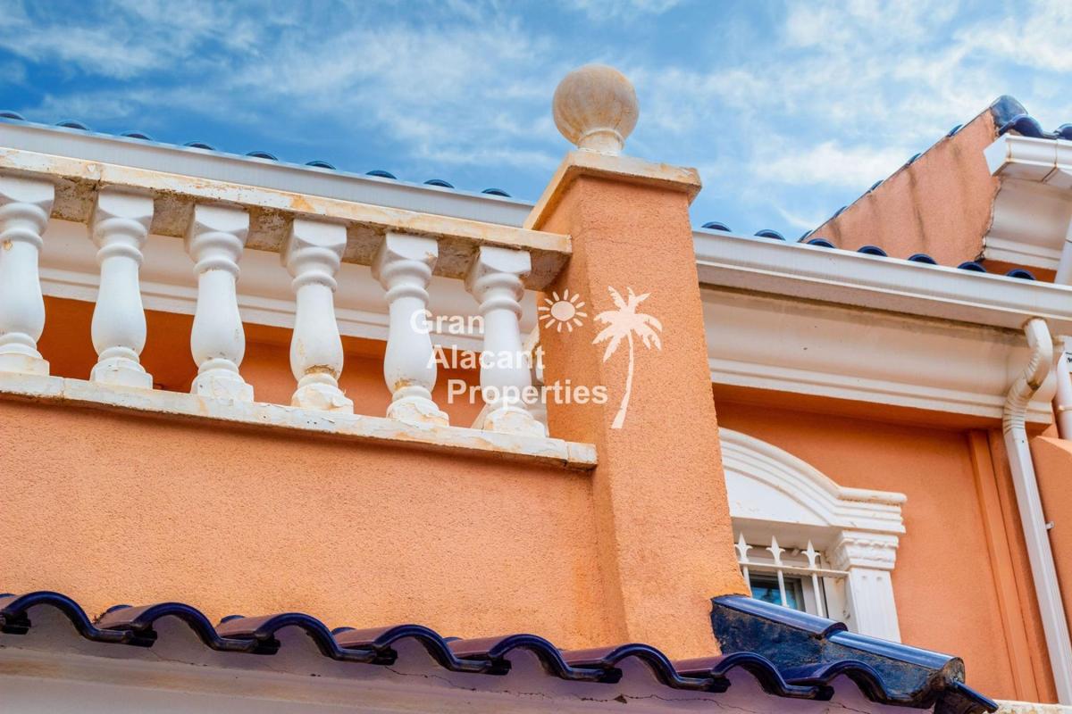 Properties for sale and rent in Spain photo 4
