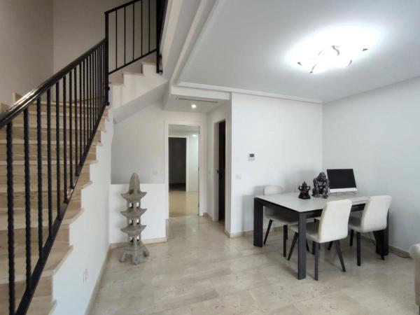 Chalet adosado en Monforte del Cid photo 1