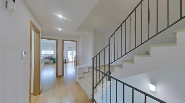 Chalet adosado en Monforte del Cid thumbnail 3