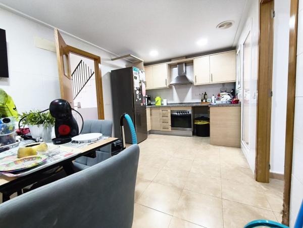 Chalet pareado en Calle Leandro Gras le, Monforte del Cid thumbnail 3