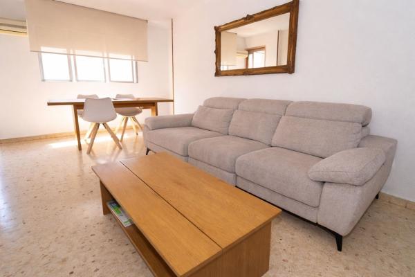 Sale of flat in Piso en Calle de les Escoles, Centro Urbano, Benidorm, Benidorm
thumbnail 2