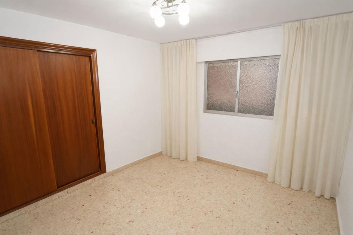 Venta de piso en Piso en Calle de les Escoles, Centro Urbano, Benidorm, Benidorm
photo 5