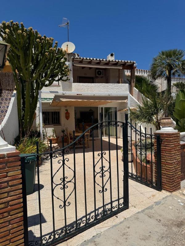 Sprzedaż mieszkania w Piso en Les Bassetes-El Marjal, Denia, Dénia
photo 1