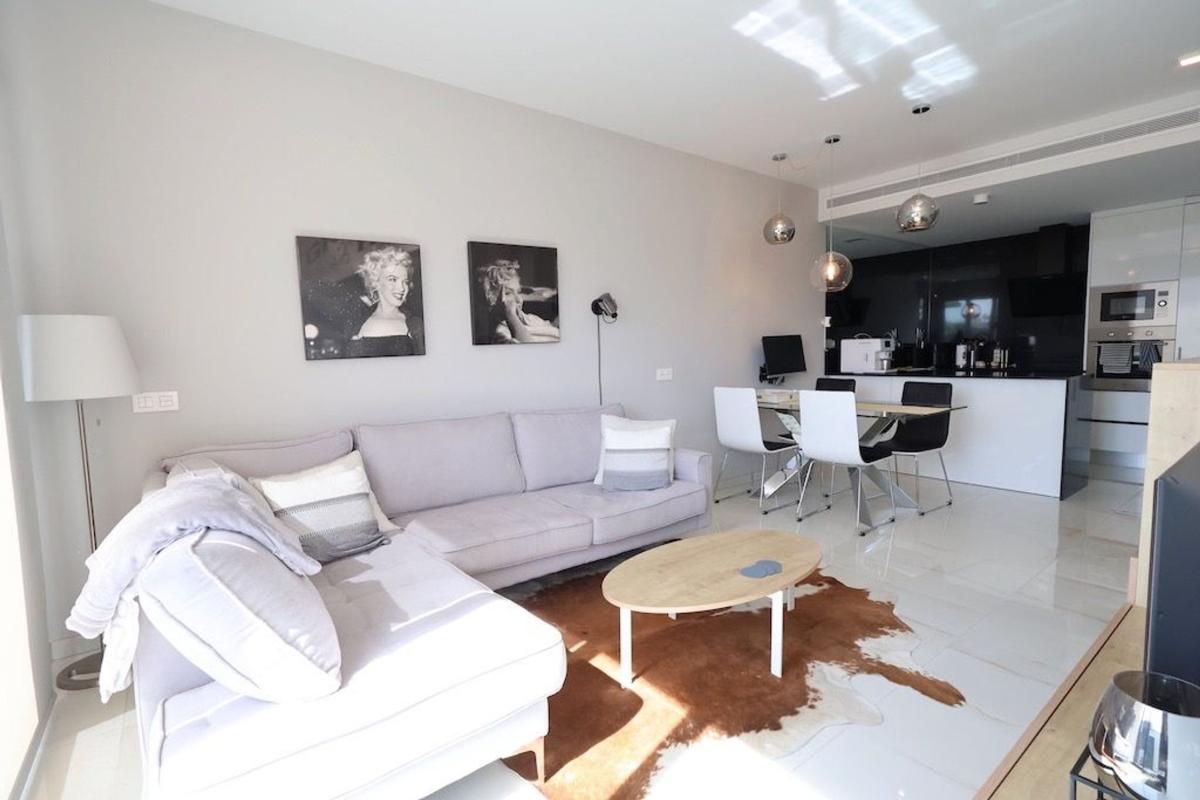 Sale of apartment in Piso en Zona Lago - Los Almendros, Orihuela, Orihuela
photo 5