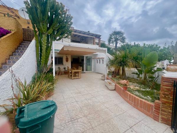 Частный шале на продаже в Casa o chalet en Les Bassetes-El Marjal, Denia, Дения thumbnail 3