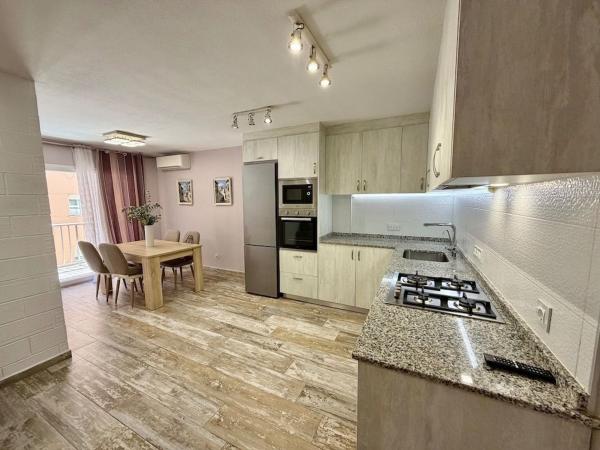 Sale of flat in Piso en Carolinas Bajas, Alicante / Alacant, Alicante
photo 1