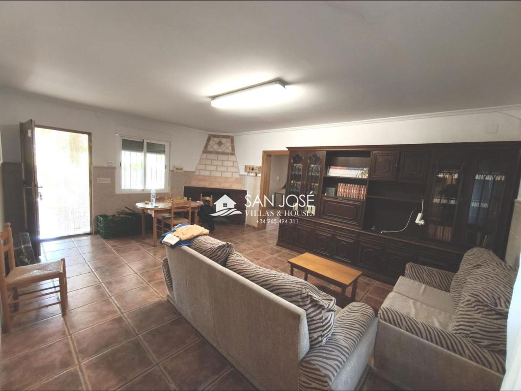 Недвижимость на продажу и в аренду в Испании photo 2