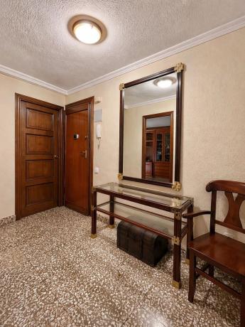 Sale of flat in Piso en Raval Roig-Virgen del Socorro, Alicante / Alacant, Alicante
 photo 4