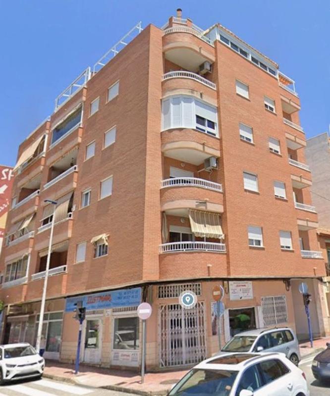 Sprzedaż mieszkania w Piso en Calle Villa Madrid, 2, Puerto Deportivo, Torrevieja, Torrevieja
photo 1