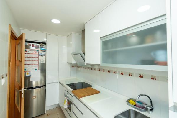 Sale of flat in Piso en Calle Alférez Díaz Sanchis, Campoamor, Alicante / Alacant, Alicante
thumbnail 2