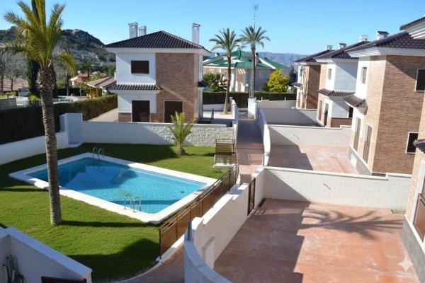 Casa o chalet independiente en Petrer photo 1
