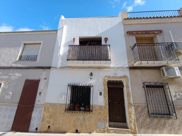 Chalet adosado en Calle San José, Hondón de las Nieves photo 3