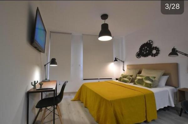 Продажа квартиры на Piso en CL Tarifa, Casco Histórico-Santa Cruz, Alicante / Alacant, Аликанте / Алакант
photo 1