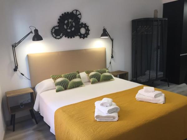 Продажа квартиры на Piso en CL Tarifa, Casco Histórico-Santa Cruz, Alicante / Alacant, Аликанте / Алакант
thumbnail 2