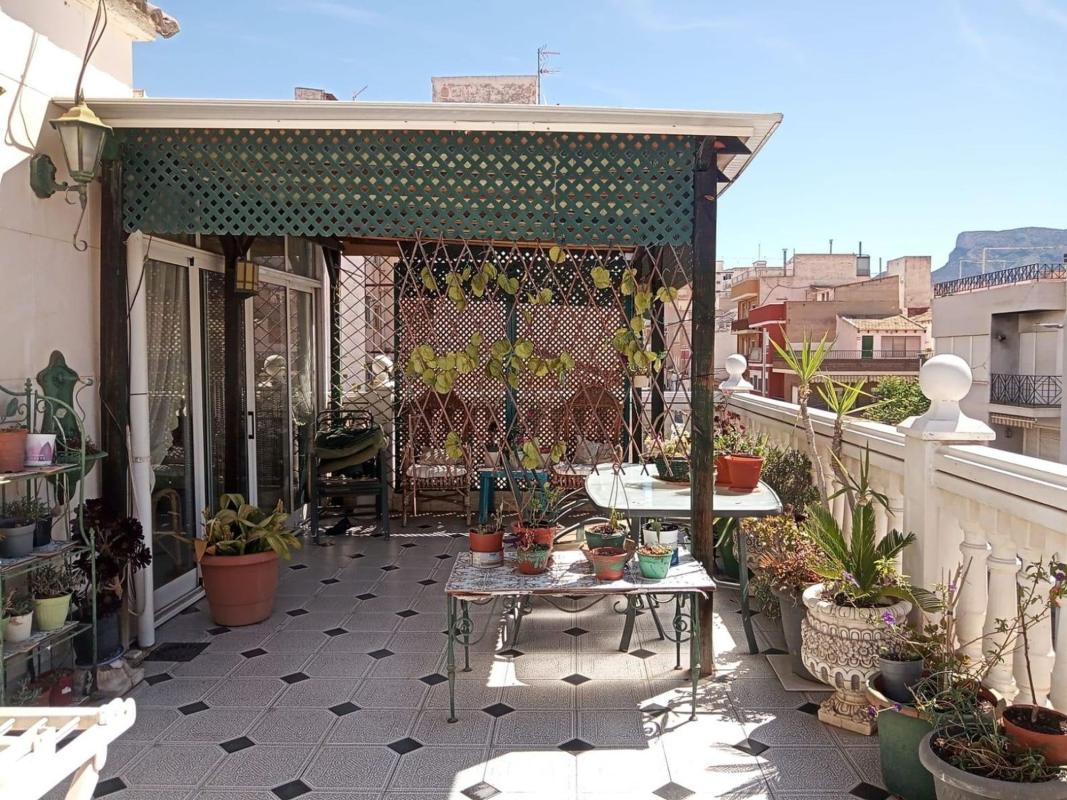 Properties for sale and rent in Spain photo 1