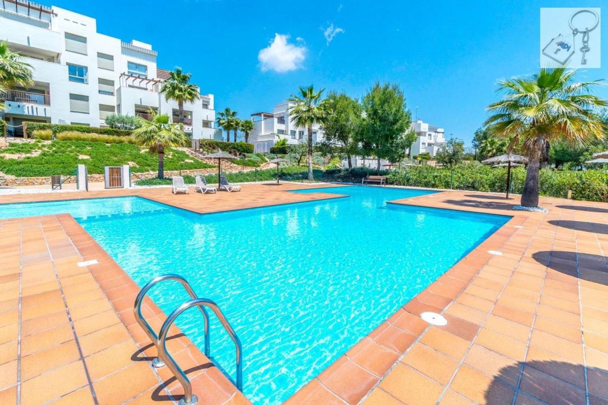 Sprzedaż mieszkania w Piso en Las Colinas Golf, Orihuela, Orihuela
photo 3