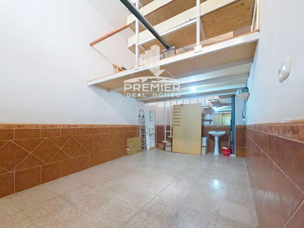 Sale of independent chalet in Casa o chalet en Calle Lepanto, Plaza de Toros - Avenida Chapí - Trinquete, Elda, Elda
photo 5