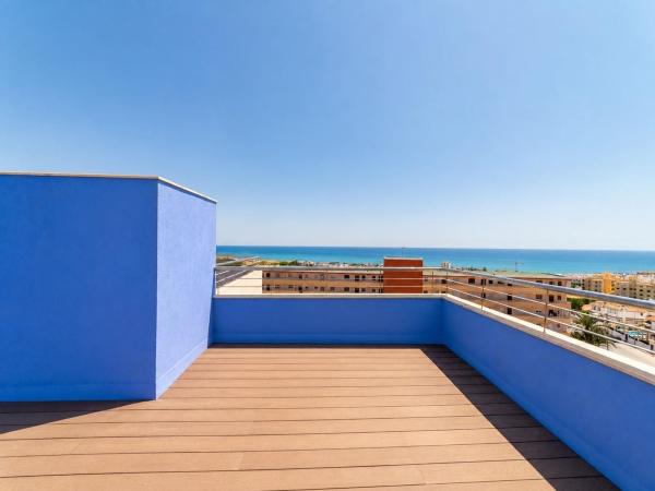 Ático en venta en Ático en Avenida Torreblanca, 14, Torreblanca, Torrevieja, Torrevieja thumbnail 3