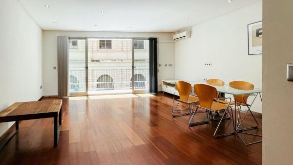 Продажа квартиры на Piso en Centro Tradicional, Alicante / Alacant, Аликанте / Алакант
photo 1