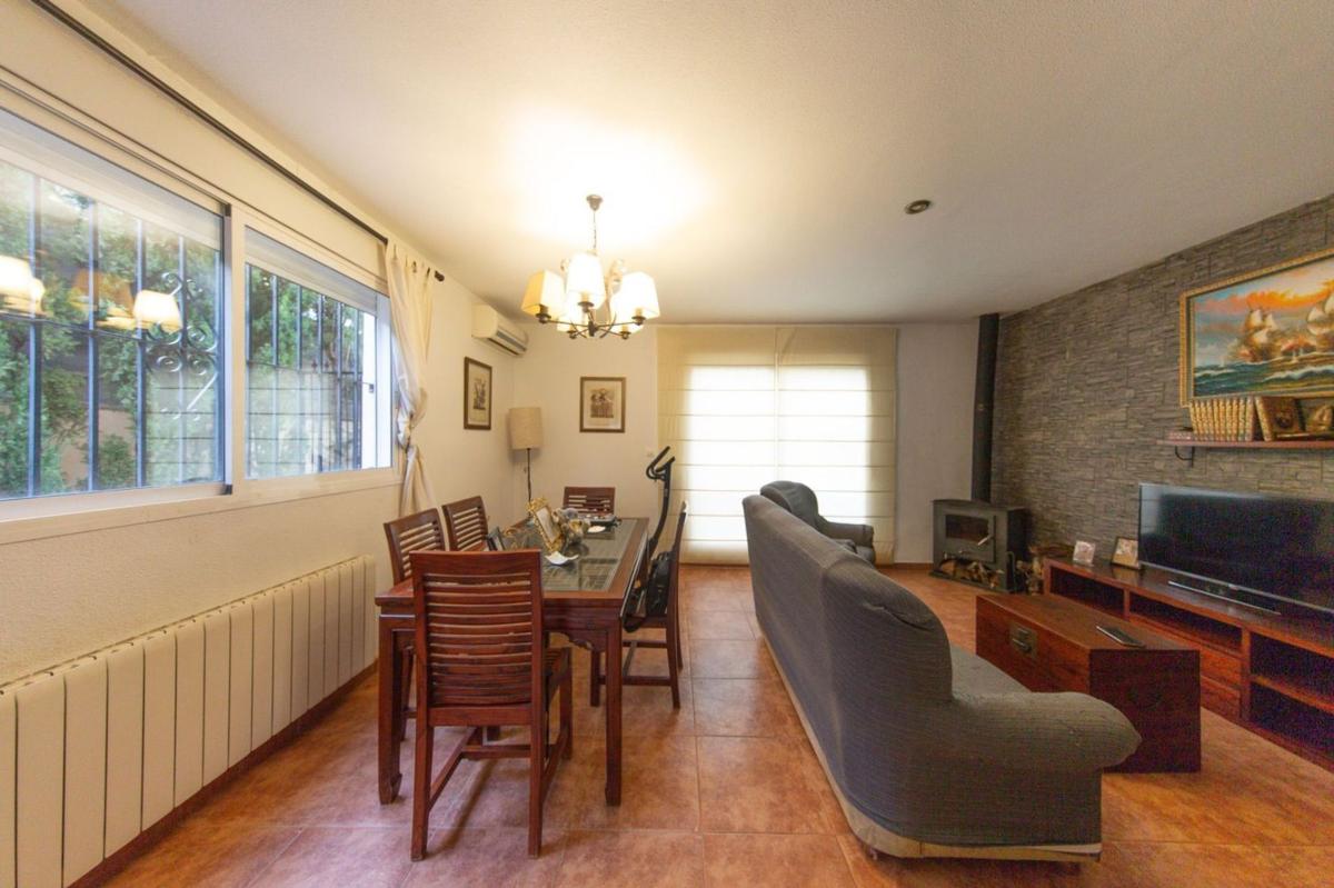 Недвижимость на продажу и в аренду в Испании photo 3