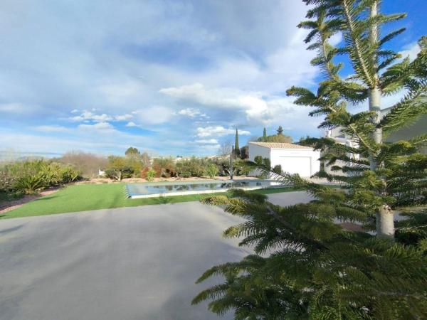 Independent chalet for sale in Casa o chalet en Benimarfull, Benimarfull
photo 1