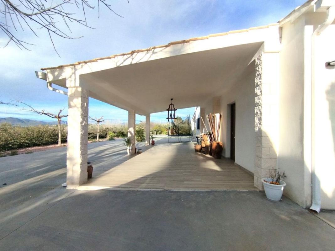 Sale of independent chalet in Casa o chalet en Benimarfull, Benimarfull
photo 3