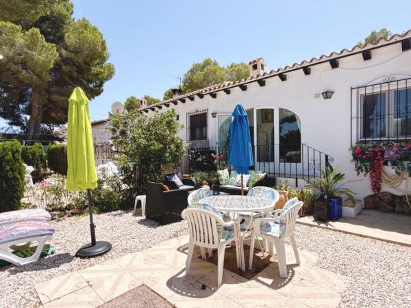 Частный шале на продаже в Casa o chalet en Pinar de Advocat-Cometa, Moraira, Морайра photo 1