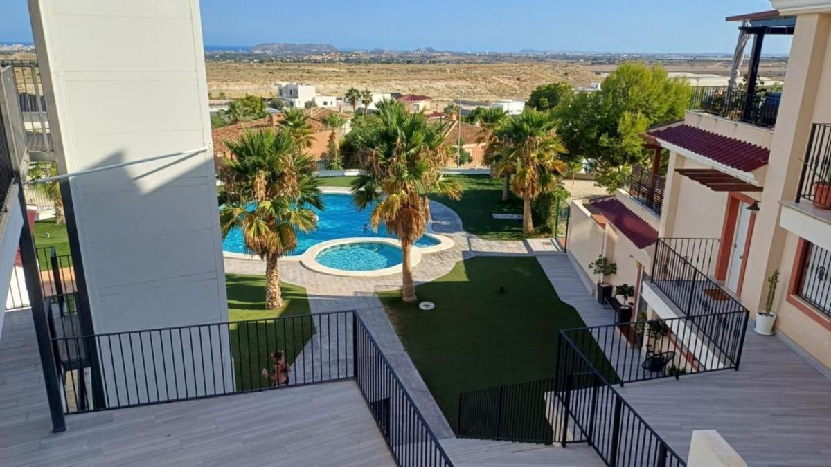 Sale of apartment in Piso en Calle de l'Algeps, Valle del Sol - Rio Park, Mutxamel, Mutxamel
 photo 4