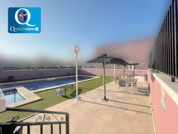 Chalet independiente en venta en Casa o chalet en Monforte del Cid, Monforte del Cid
thumbnail 2