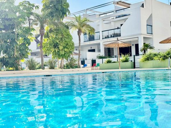 Продажа квартиры на Piso en Avenida de Italia, Mil Palmeras, Pilar de la Horadada, Пилар де ла Орадада
photo 1