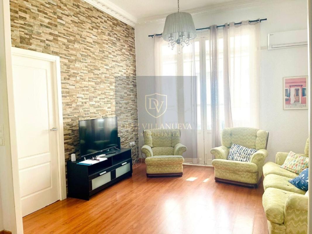 Venta de piso en Piso en Calle Barón de Finestrat s/n, Centro Tradicional, Alicante / Alacant, Alicante / Alacant
photo 1